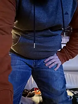 Pourleplasirs online show from February 20, 1:25 am