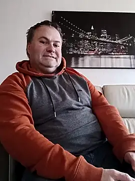 Pourleplasirs online show from March 9, 3:27 pm