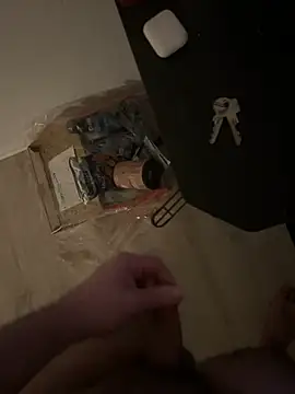 Mo 2003 online show from January 30, 1:22 am