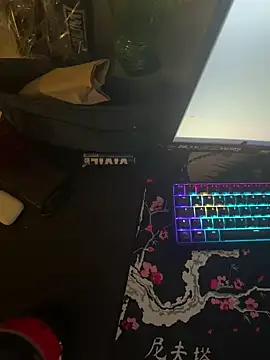 Mo 2003 online show from February 11, 9:14 pm