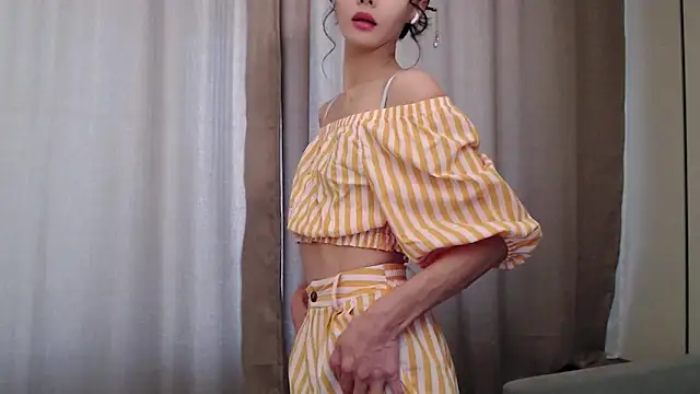 Fudzik0 online show from October 30, 5:20 am