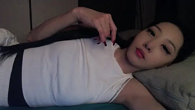 Fudzik0 online show from March 25, 6:08 am