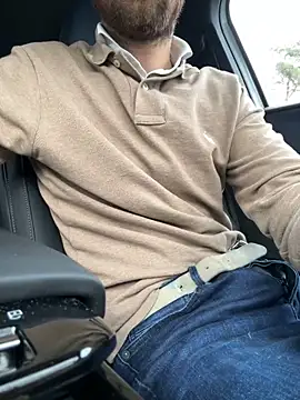 Snapshot of bullyboyy chatting on March 13, 3:06 pm bullyboyy online show from March 13, 3:06 pm