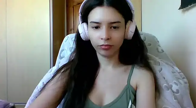 LariceSexy online show from February 19, 1:06 pm