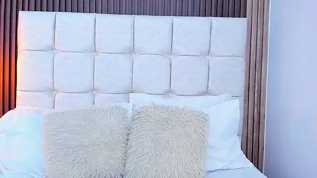 Ariana greenblat online show from March 24, 5:18 pm