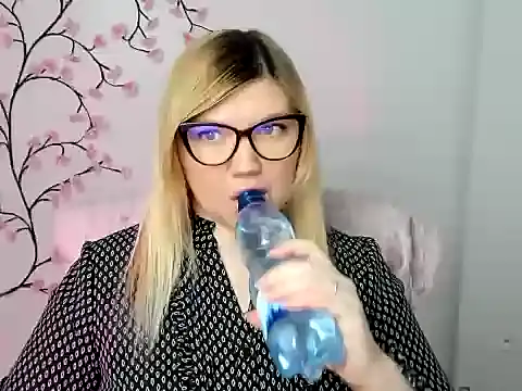 Lola moree online show from December 17, 12:55 pm