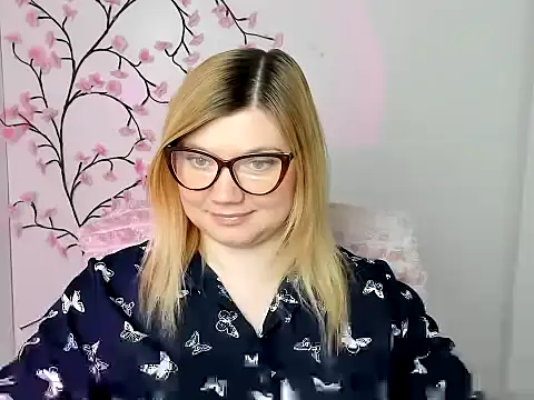 Lola moree online show from April 3, 11:41 am