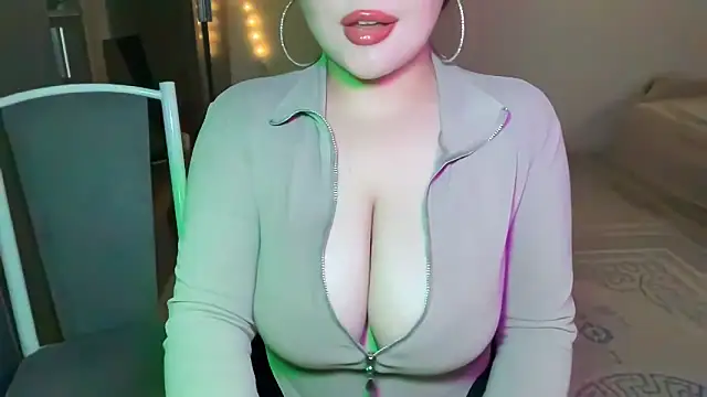 Snapshot of anora_sunny chatting on June 10, 5:12 pm anora sunny online show from June 10, 5:12 pm