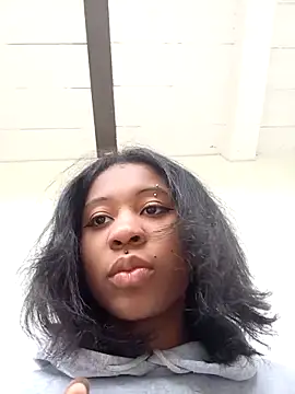 Zaira Rose  online show from October 17, 1:35 pm