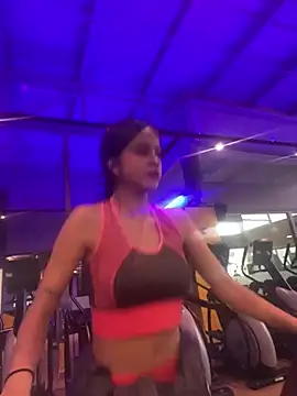 Miliboobs  online show from February 14, 9:10 pm