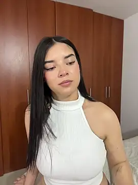 eileensophi online show from March 2, 3:20 am