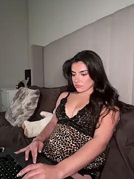 cute carly  online show from May 13, 3:42 pm