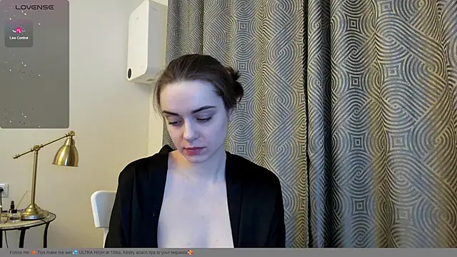 Hustle Babyy online show from February 10, 8:24 pm