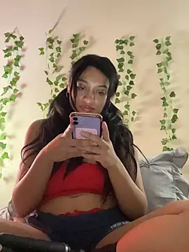 Snapshot of Cristinasunny chatting on November 12, 4:35 am Cristinasunny online show from November 12, 4:35 am