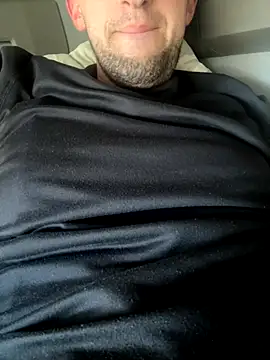 Snapshot of Eriic8888 chatting on October 1, 11:38 am Eriic8888 online show from October 1, 11:38 am