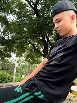 arevalo1124 online show from November 11, 9:37 pm