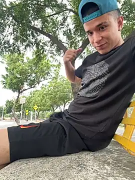 arevalo1124 online show from November 18, 9:30 pm