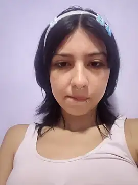 Snapshot of Maiden-Hot chatting on February 9, 1:35 pm Maiden-Hot online show from February 9, 1:35 pm