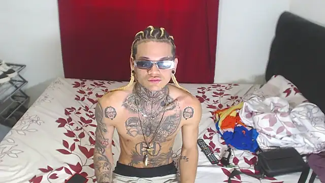 hot man05 online show from February 3, 3:17 pm