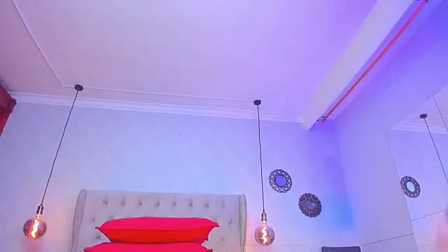 Snapshot of amanda29 chatting on October 25, 7:19 pm amanda29 online show from October 25, 7:19 pm