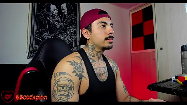 Snapshot of scockpion__ chatting on February 20, 4:53 am scockpion online show from February 20, 4:53 am