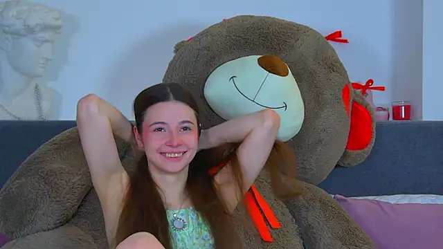 AmeliaFlares online show from November 5, 6:30 pm