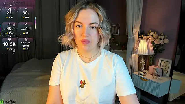 Nikki Kai online show from November 3, 11:37 pm