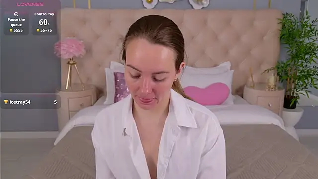 JaniceCollins online show from March 19, 2:04 am