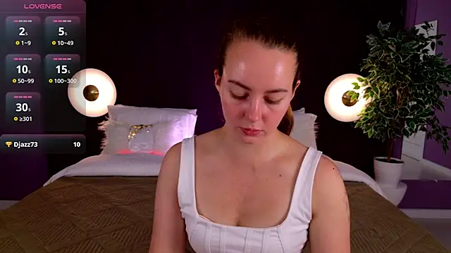 Snapshot of JaniceCollins chatting on July 11, 1:41 am JaniceCollins online show from July 11, 1:41 am