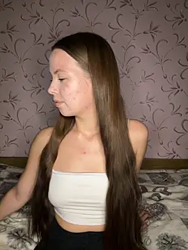 Snapshot of Arielle_Swan chatting on October 25, 2:46 pm Arielle Swan online show from October 25, 2:46 pm