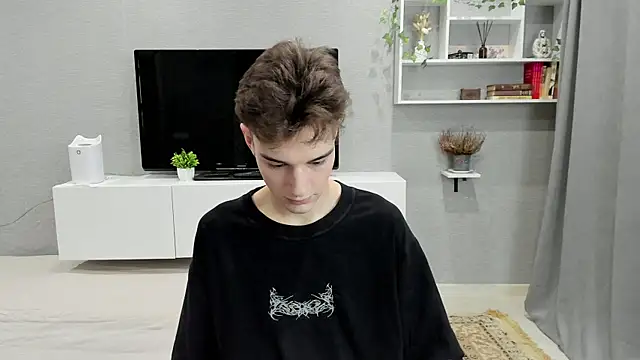 Snapshot of avegothy- chatting on February 8, 4:57 pm avegothy- online show from February 8, 4:57 pm