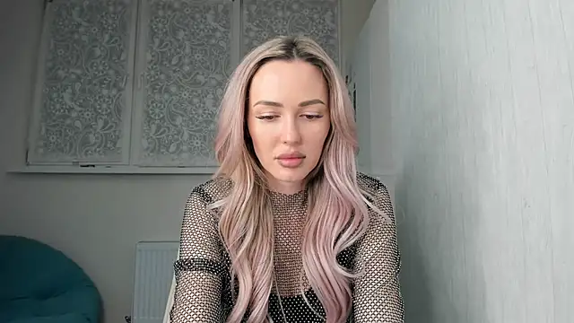 Snapshot of juciepussy_ chatting on March 11, 9:48 pm juciepussy online show from March 11, 9:48 pm