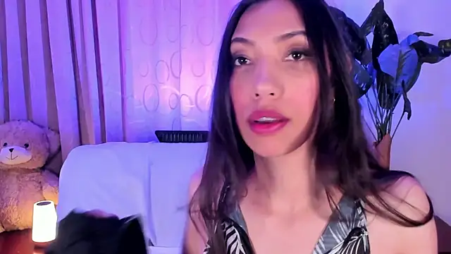 Miss veronicaa2 online show from February 26, 1:10 pm