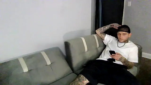 Snapshot of cruz815 chatting on November 26, 11:50 pm cruz815 online show from November 26, 11:50 pm