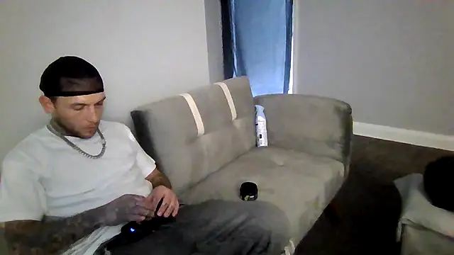 Snapshot of cruz815 chatting on November 28, 7:05 pm cruz815 online show from November 28, 7:05 pm