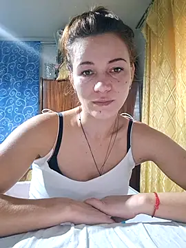 Snapshot of Belladonna253 chatting on October 30, 5:53 am Belladonna253 online show from October 30, 5:53 am