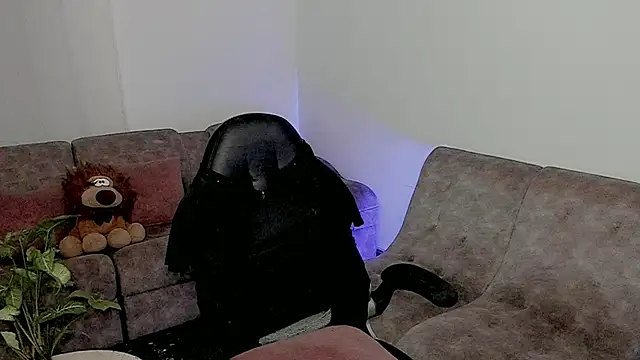 Dylan Milk online show from October 1, 5:24 am