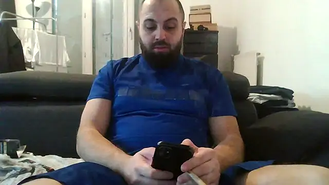 Snapshot of Zer_oki chatting on November 28, 8:50 am Zer oki online show from November 28, 8:50 am