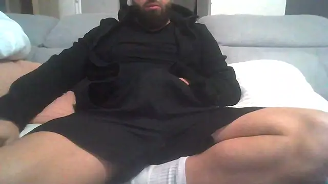 Snapshot of Zer_oki chatting on December 4, 3:54 pm Zer oki online show from December 4, 3:54 pm