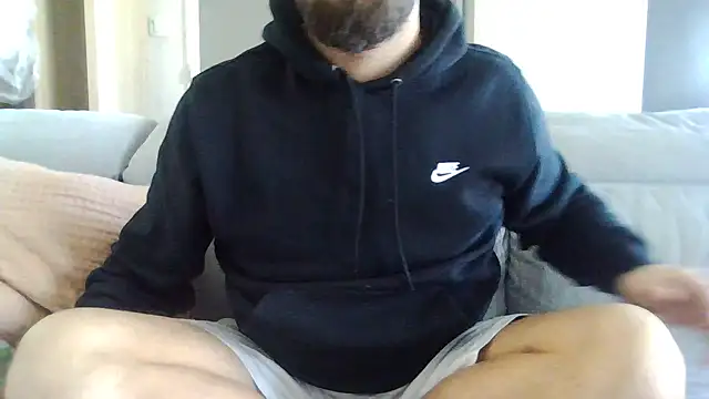 Snapshot of Zer_oki chatting on January 13, 11:48 am Zer oki online show from January 13, 11:48 am