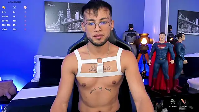 Max Conor1 online show from March 21, 8:01 pm