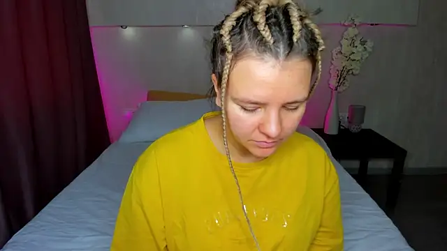 Snapshot of Jenny_Jimmy chatting on October 26, 9:26 am Jenny Jimmy online show from October 26, 9:26 am