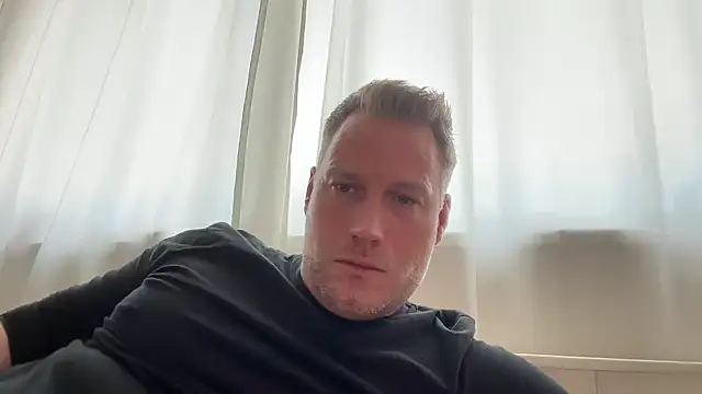 Christian87xxx online show from March 12, 3:51 pm