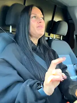 Snapshot of goddess-harper chatting on November 2, 9:44 am goddess-harper online show from November 2, 9:44 am