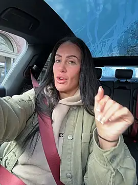 Snapshot of goddess-harper chatting on December 5, 12:25 pm goddess-harper online show from December 5, 12:25 pm