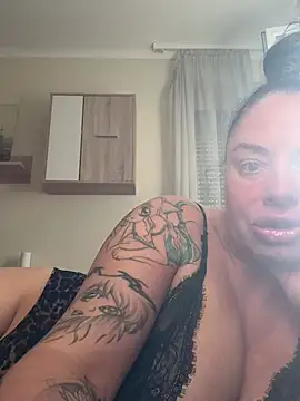 Snapshot of MeganCole01 chatting on January 30, 8:54 am MeganCole01 online show from January 30, 8:54 am