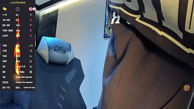 Snapshot of marcuscollins1_ chatting on February 2, 12:15 pm marcuscollins1 online show from February 2, 12:15 pm