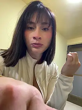 chloe rockss  online show from March 27, 12:49 am