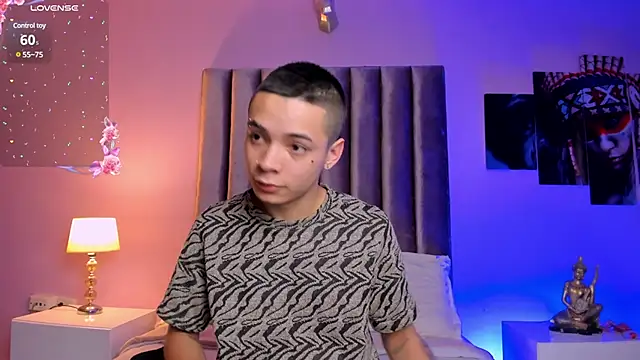 Snapshot of Adam_Thomass_1 chatting on February 15, 1:16 pm Adam Thomass 1 online show from February 15, 1:16 pm