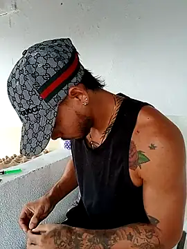 Niick01  online show from October 8, 9:01 pm